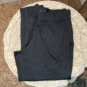 Under armor jogger, NWOT.